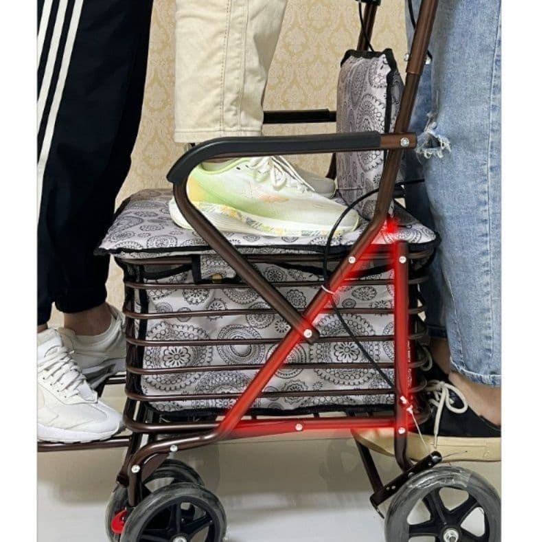 シルバーカー 高耐重四輪折畳式座れるシルバーカー
